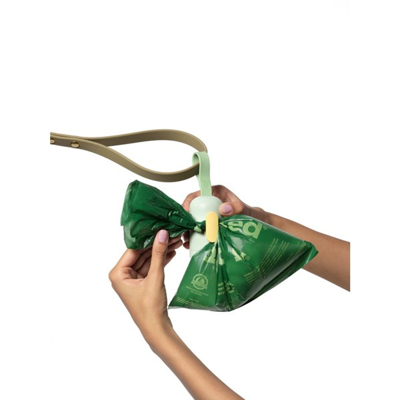 Earth Rated Leash Dispenser with 15 poop bags
